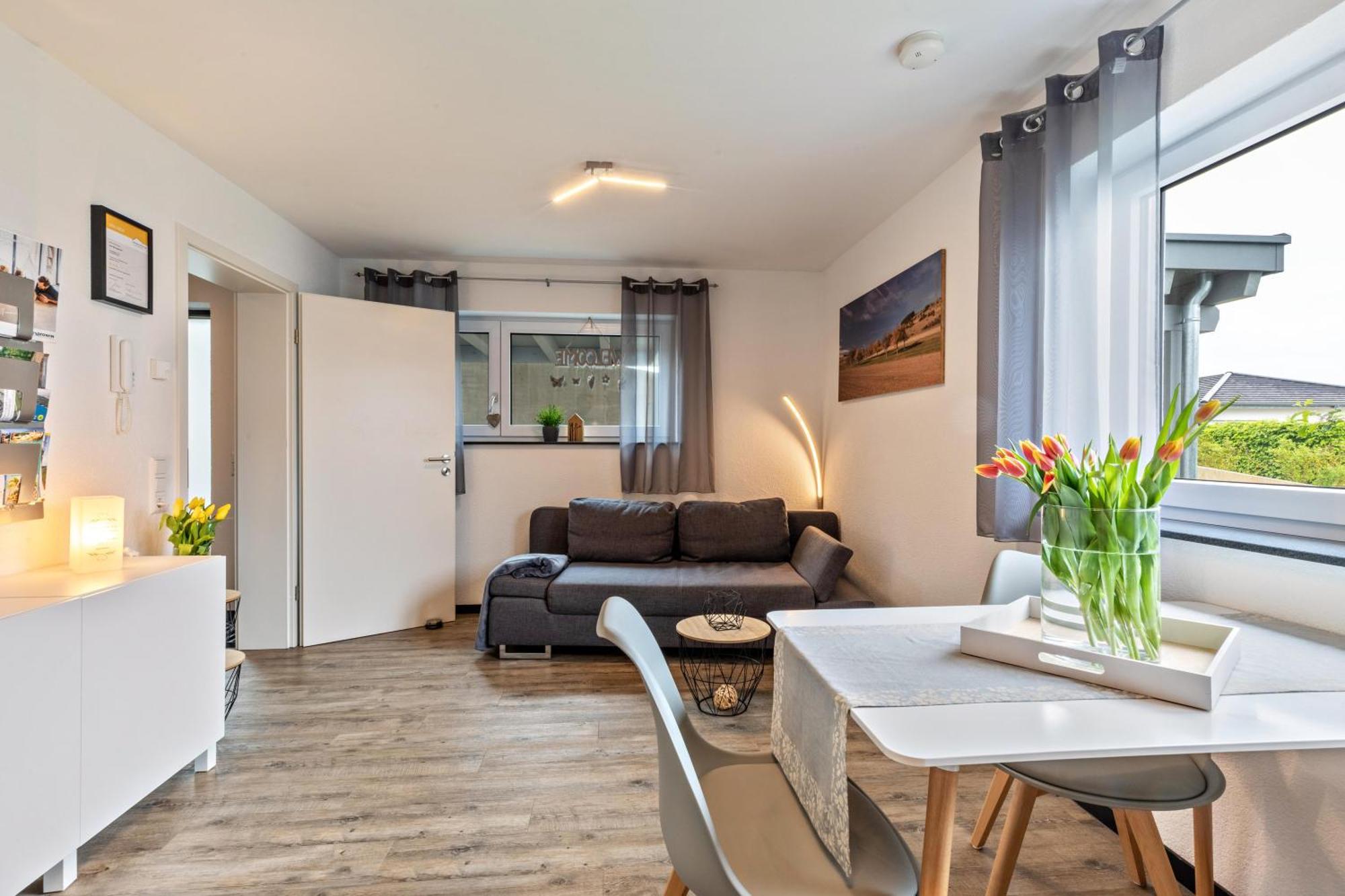 Ferienwohnung Am Weissgerber Мюнзінґен Екстер'єр фото